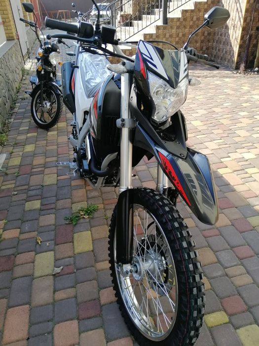 Мотоцикл ендуро крос Lonsin Pruss 200 см3