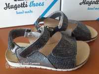 Sandałki Hugotti 30