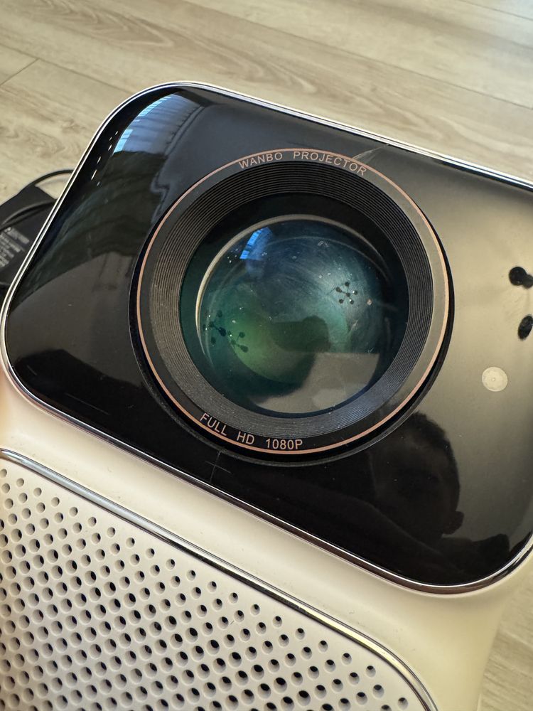 projektor Wanbo T6 Max z Androidem