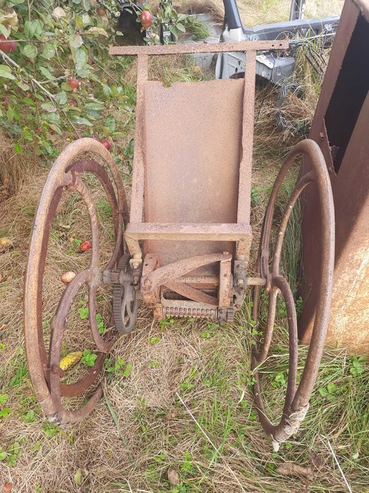 Січкарня млин для перемелювання кукурузи або інших культур