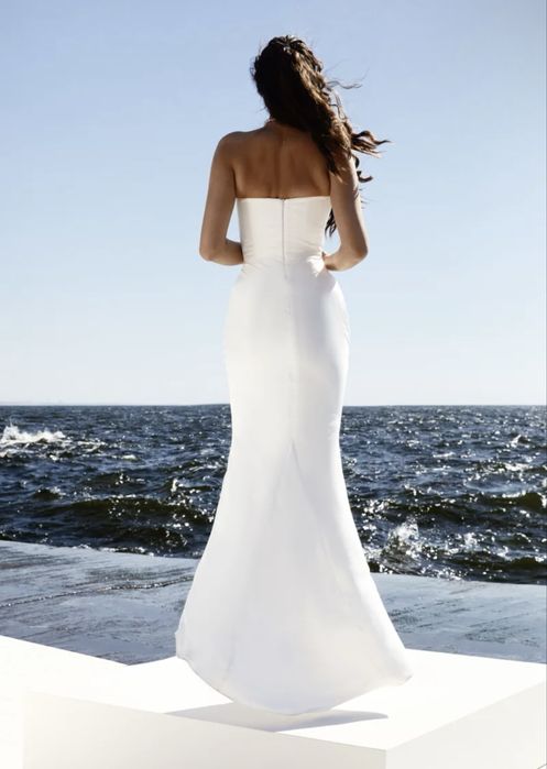 Молочна футлярна сукня Gepur, розмір xs