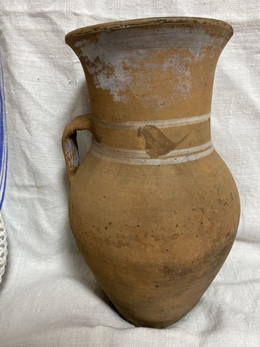 Старовинний глиняний посуд