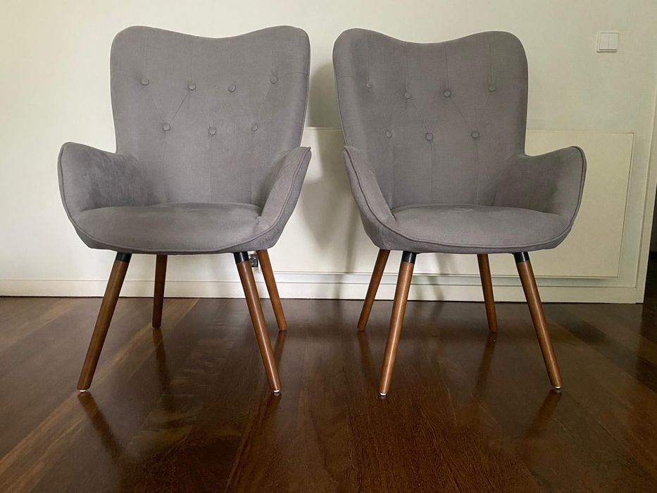 Poltronas novas cinza