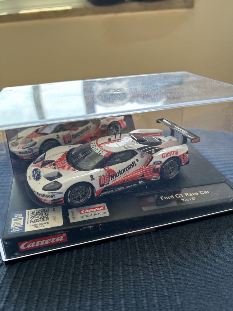 Carro de autorama Carrera Ford GT Race Car N° 66