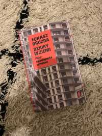 Łukasz drozda dziury w ziemi patodeweloperka