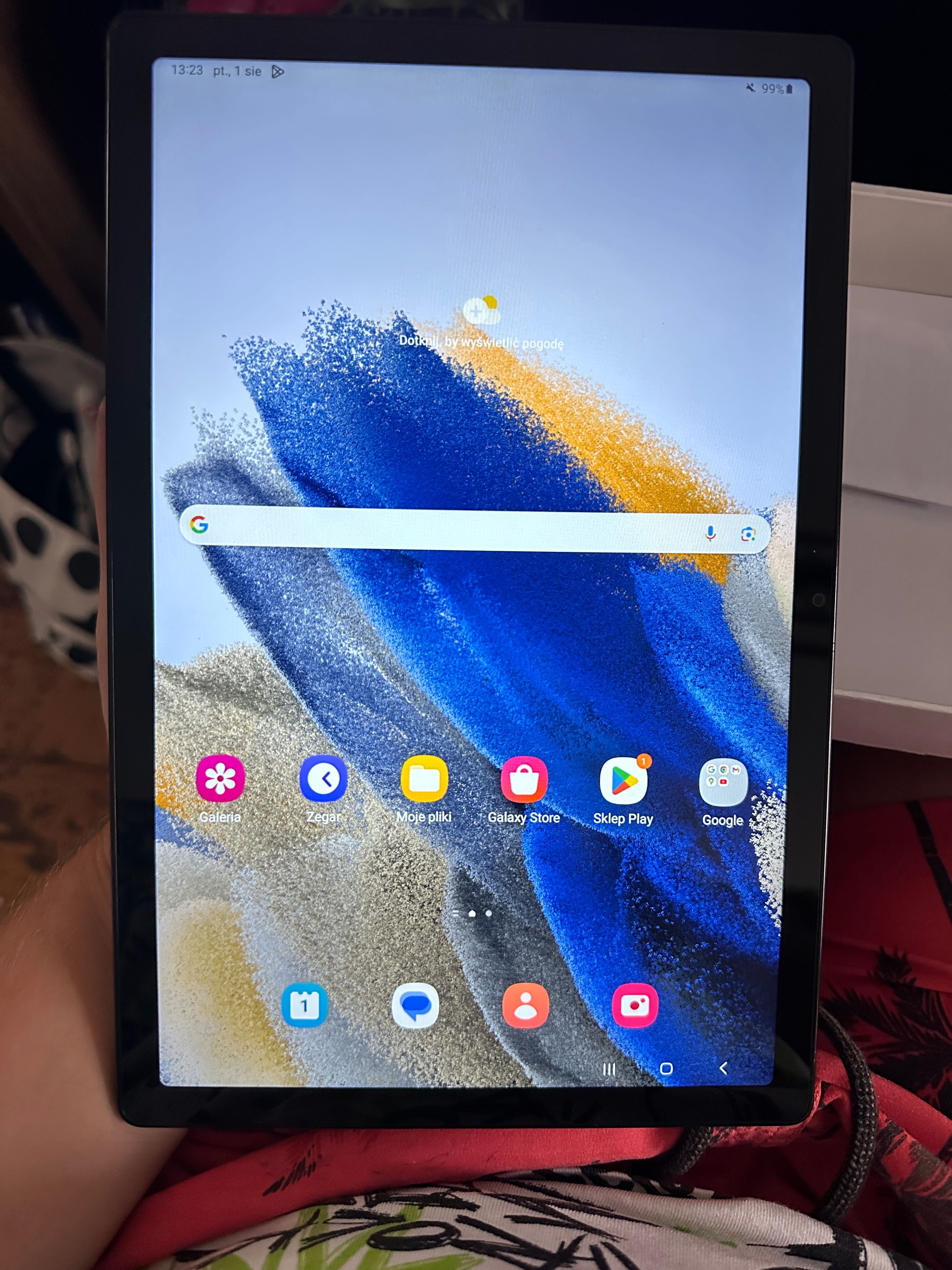Tablet: Galaxy Tab A8