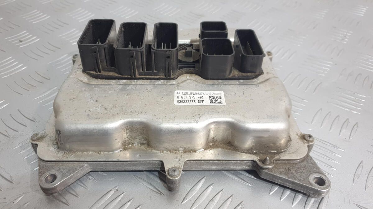 Блок управления DME 861737501 BMW F30 N20 12148617375 разборка