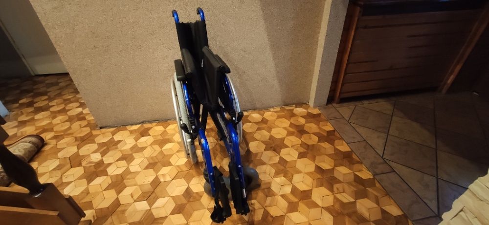 Wózek inwalidzki VERMEIREN D200