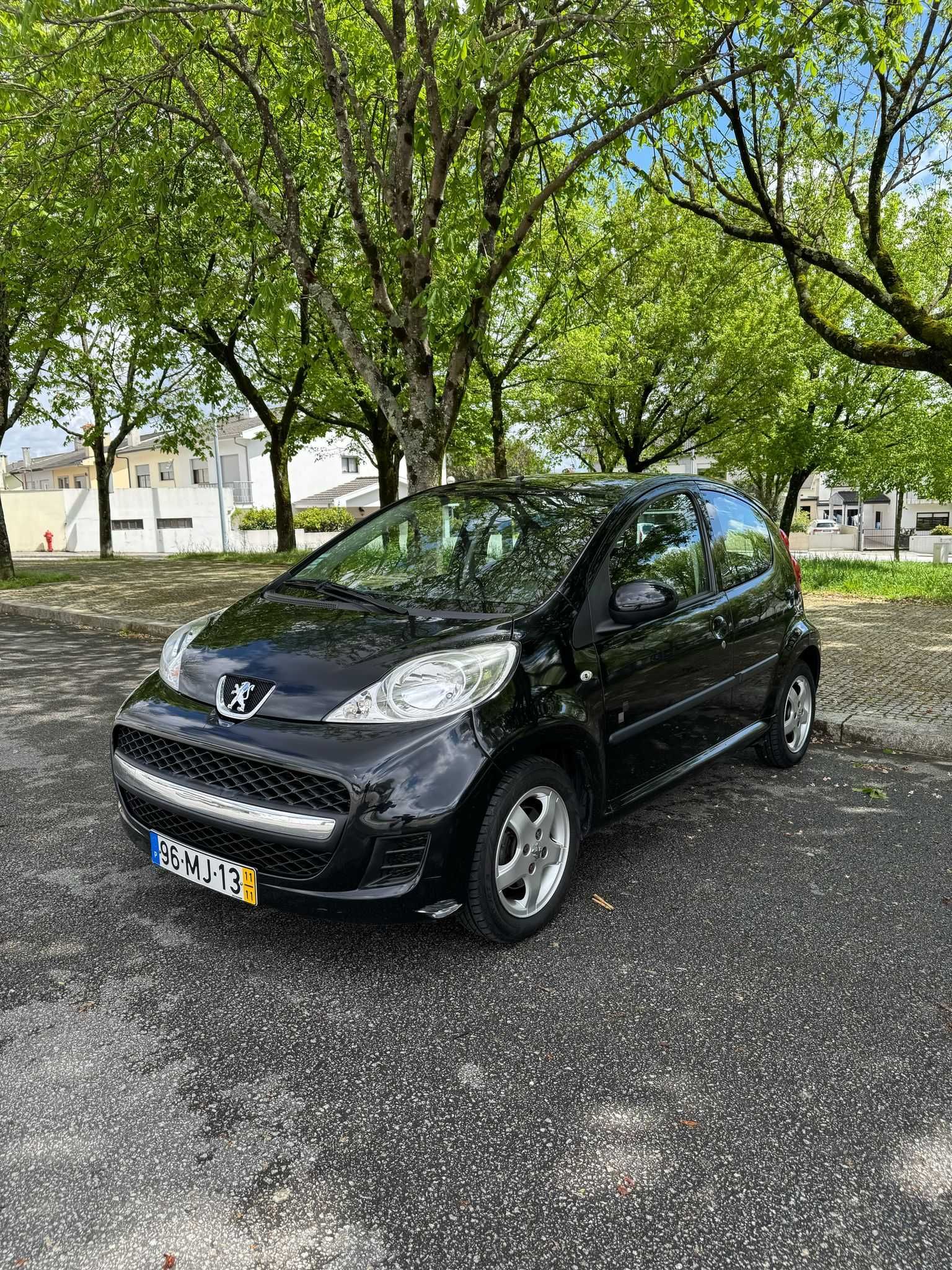 Peugeot 107 1.0 Black&Silver