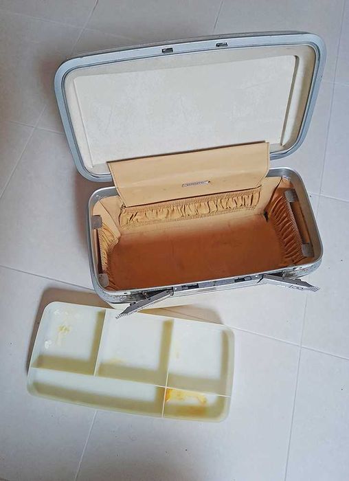 Antigo Baú Necessaire Viagem Branco Vintage Samsonite