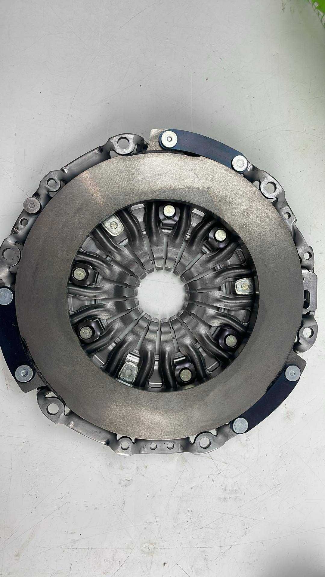 Valeo Zestaw Sprzęgła  834272 Tarcza, Docisk Citroen, Peugeot