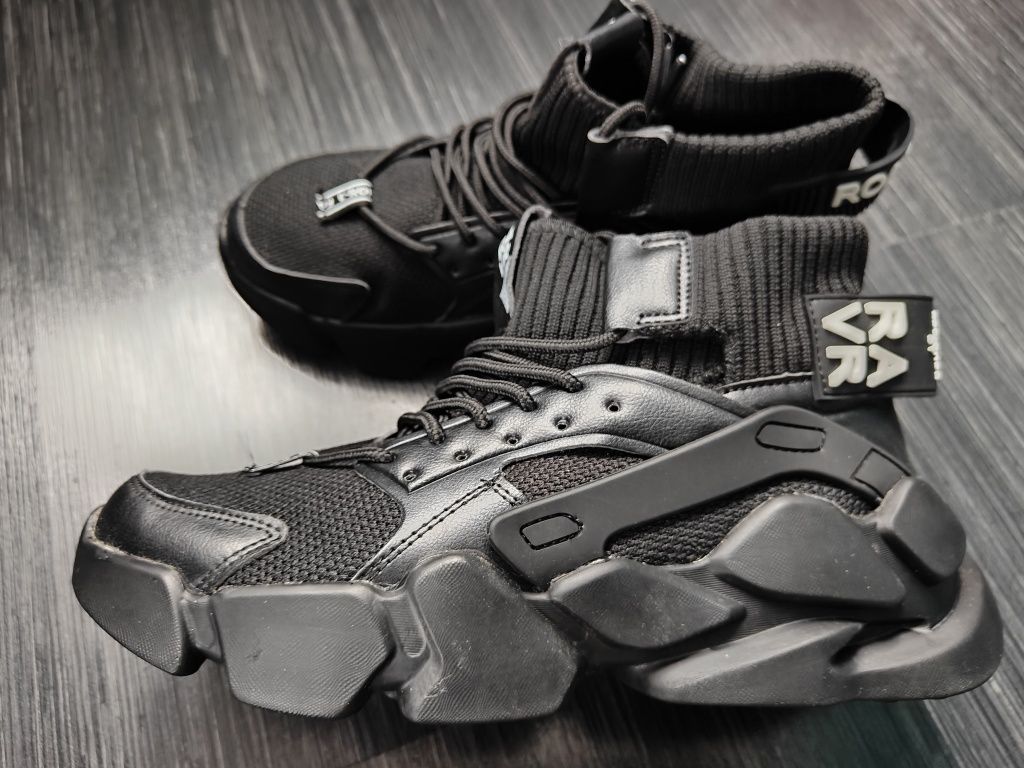 Męskie buty TECHWEAR Technical SNEAKERS r.40