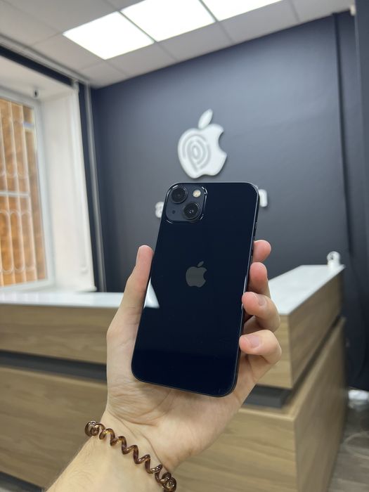 iPhone 13 128gb Midnight Unlock в Чудовому стані