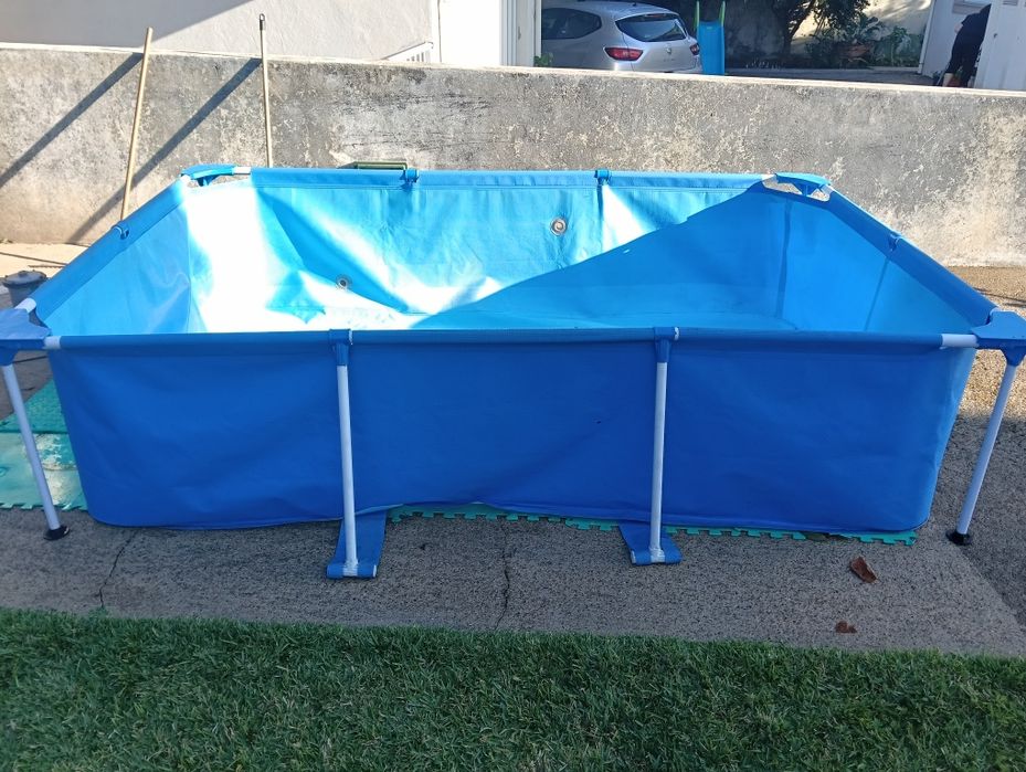 Vendo piscina + motor 2.59/1.60/61