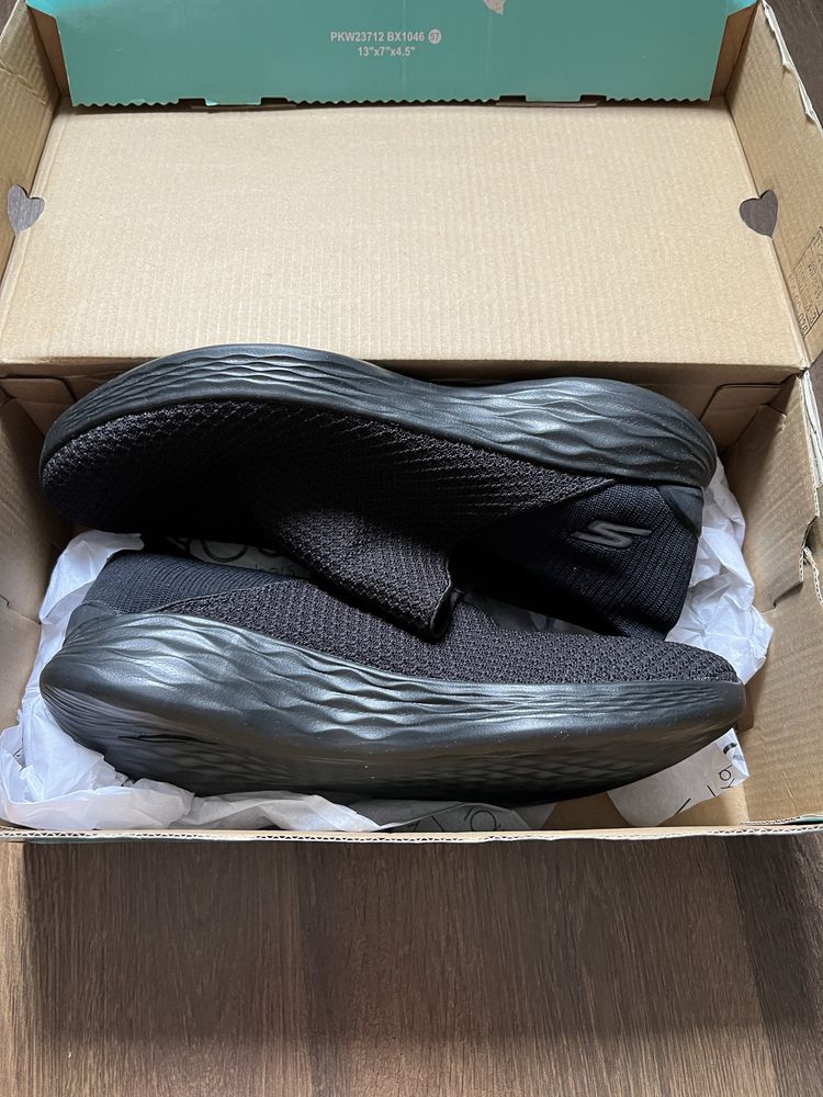 Сліпони Skechers жіночі 40 розмір