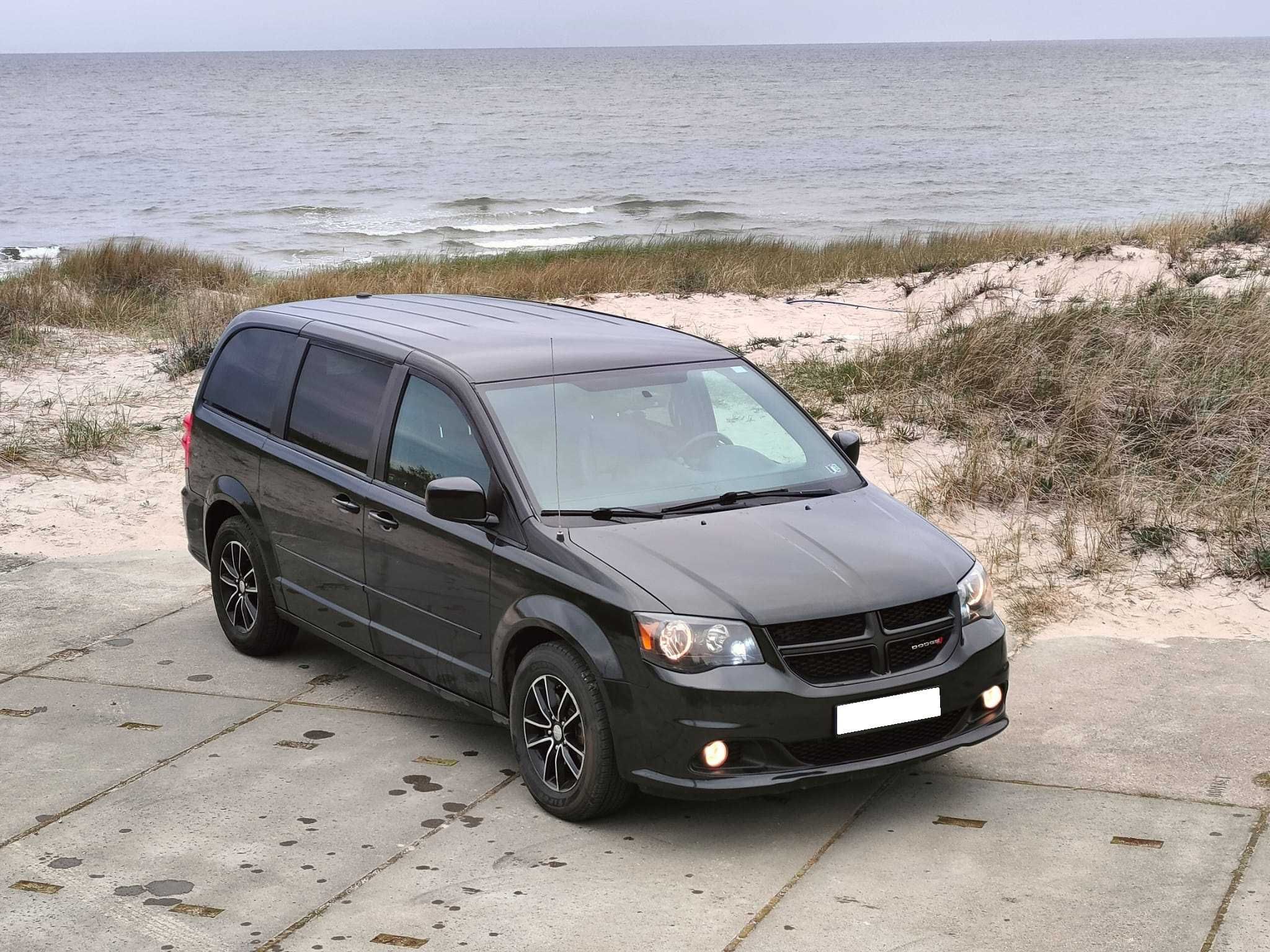 2017 Dodge grand Caravan GT czarny + DVD bogata wersja