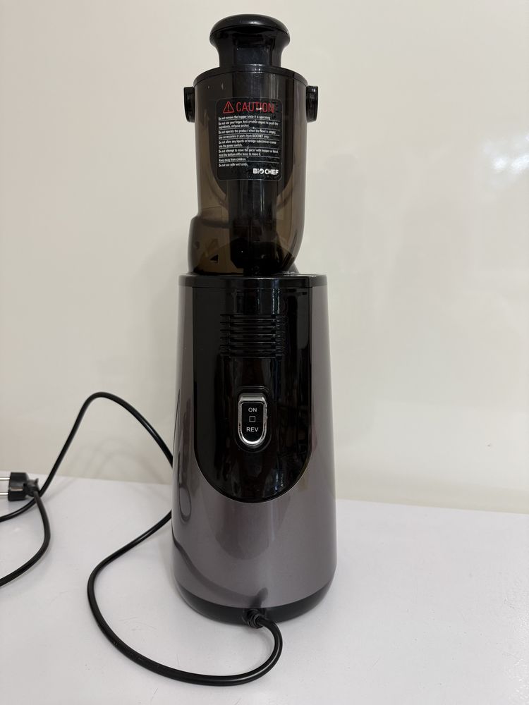 Biochef atlas whole slow juicer