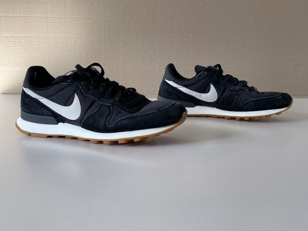 Nike Internationalist Black замшеві кросівки р. 41 оригінал