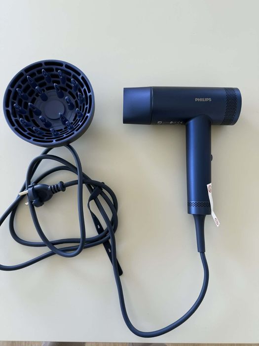 Secador de cabelo Philips série 8000