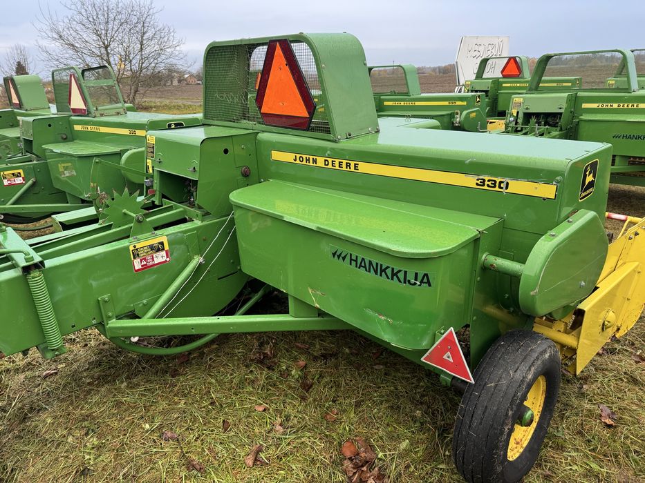 Тюковий Прес Підбирач Пресс подборщик JOHN DEERE 330 (339-336-332)