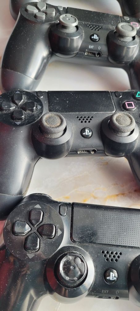 Pady ps4 uszkodzone. Przeczytaj opis
