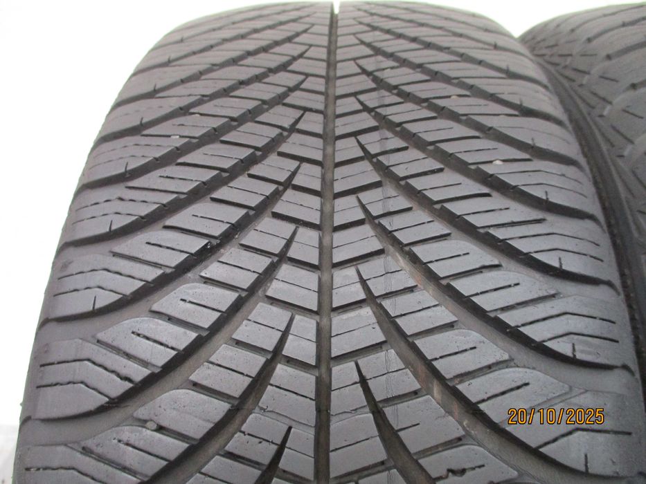 1x 205/55R16 Goodyear Vector 4seasons G2 7,3mm 20r.