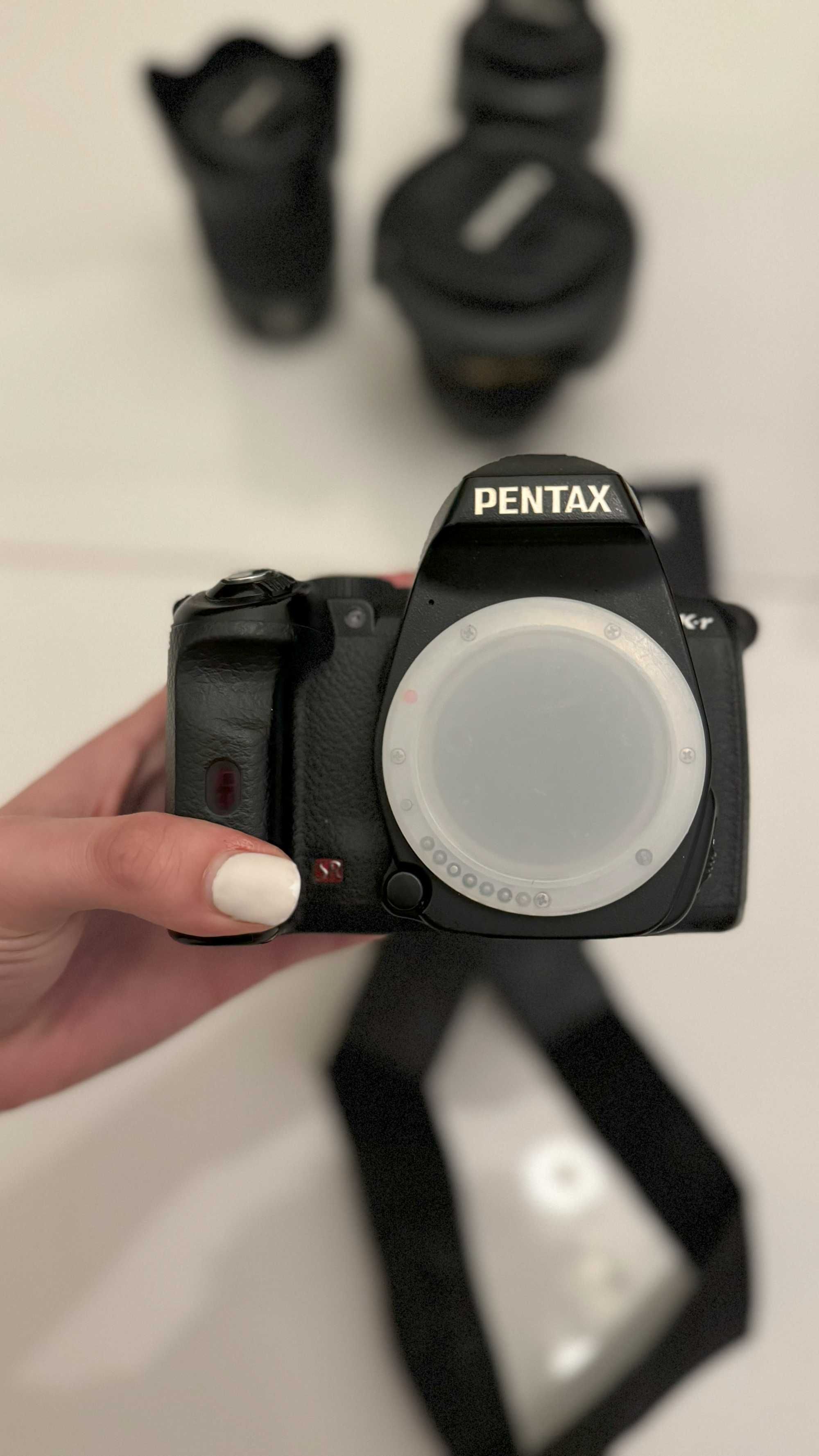 Pentax K-r + 5 obiektywów + 3 baterie + ładowarka
