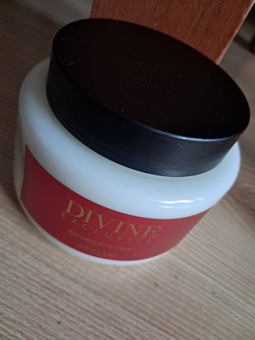 Perfumowany krem do ciała Divine