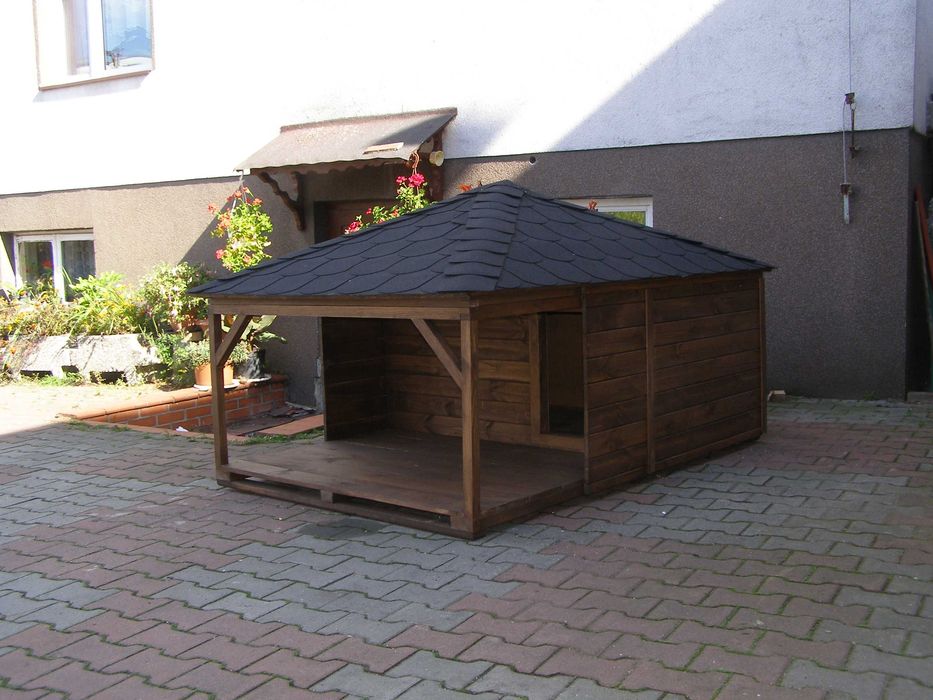 Buda dla psa z podestem i wiatrolapem XL możliwośc wysyłki