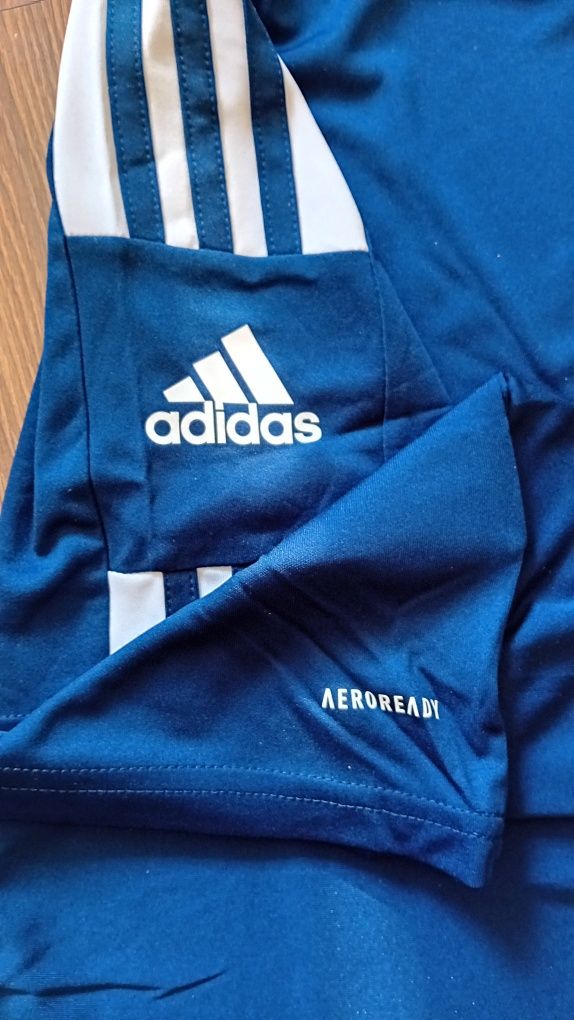 NOWA! Koszulka niebieska adidas GN5724 M