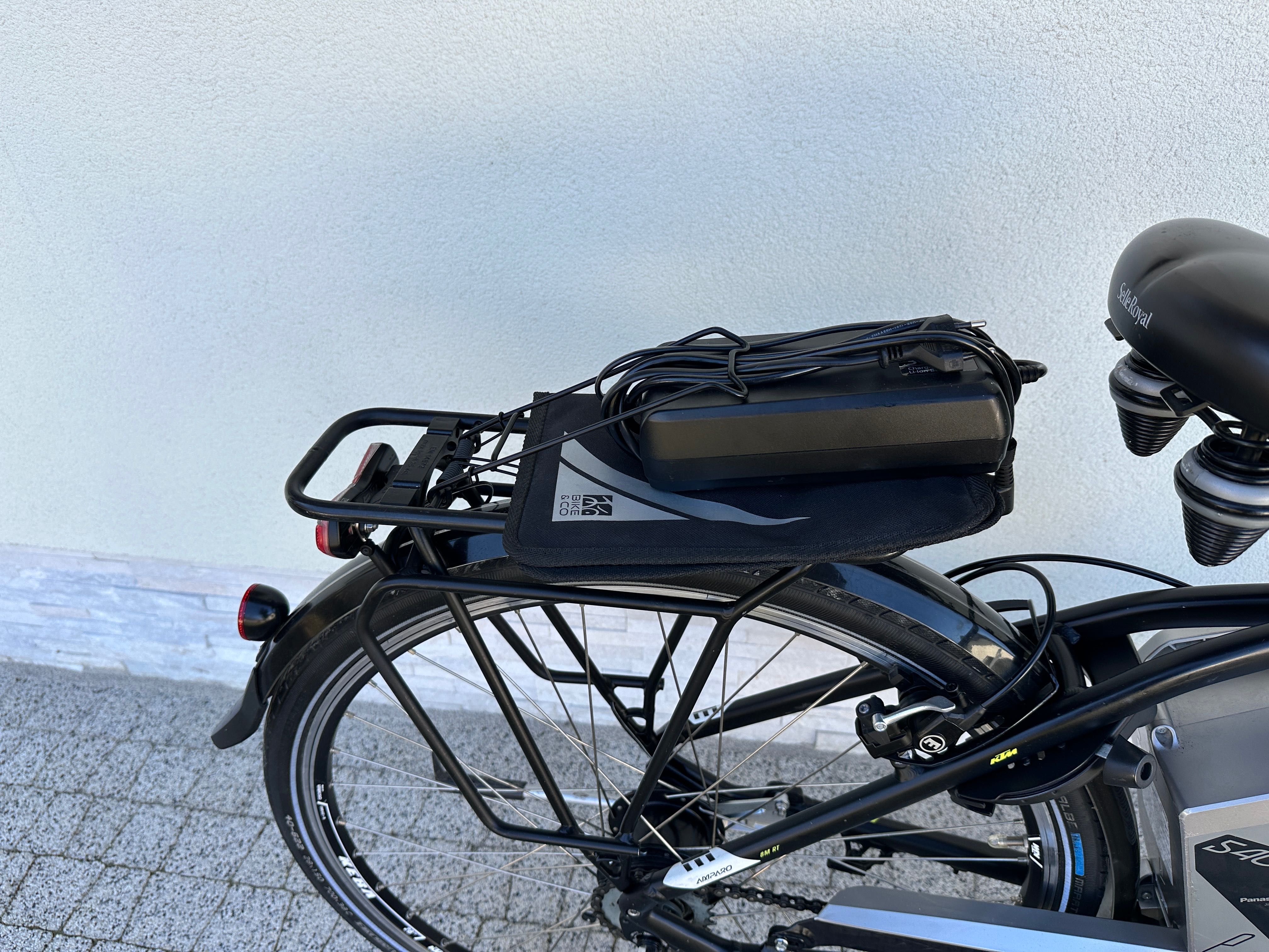 Rower KTM - koła 28, wsp elektryczne, ham hydrauliczne, Nexus
