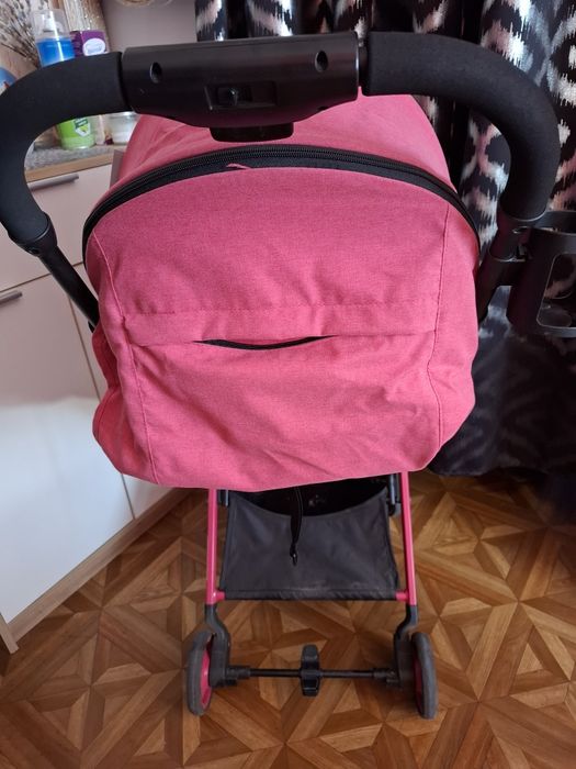 Продам  коляску 800грн