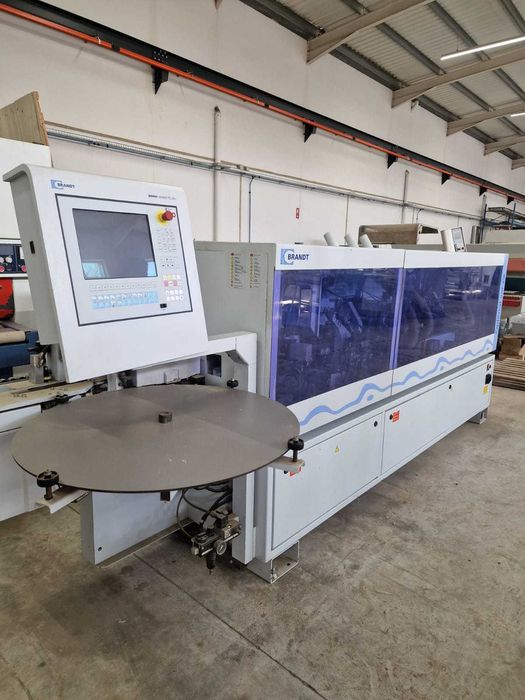 Máquina Orladora Brandt KDF 430
