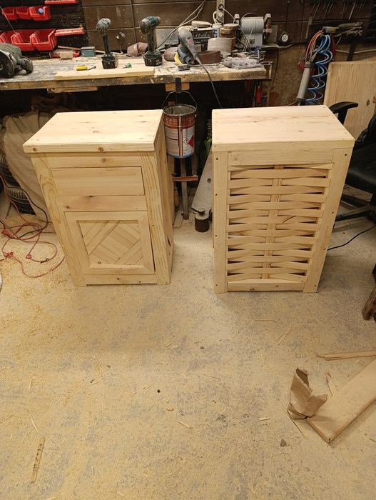 Szafka nocna drewniana