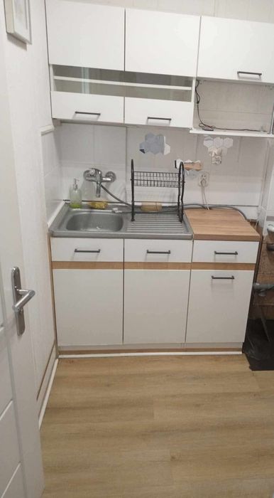 Na sprzedaż mieszkanie 2-pokojowe – 43,8 m² – kamienica