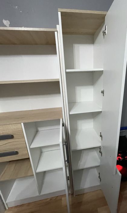 Meble młodziezowe z biurkiem