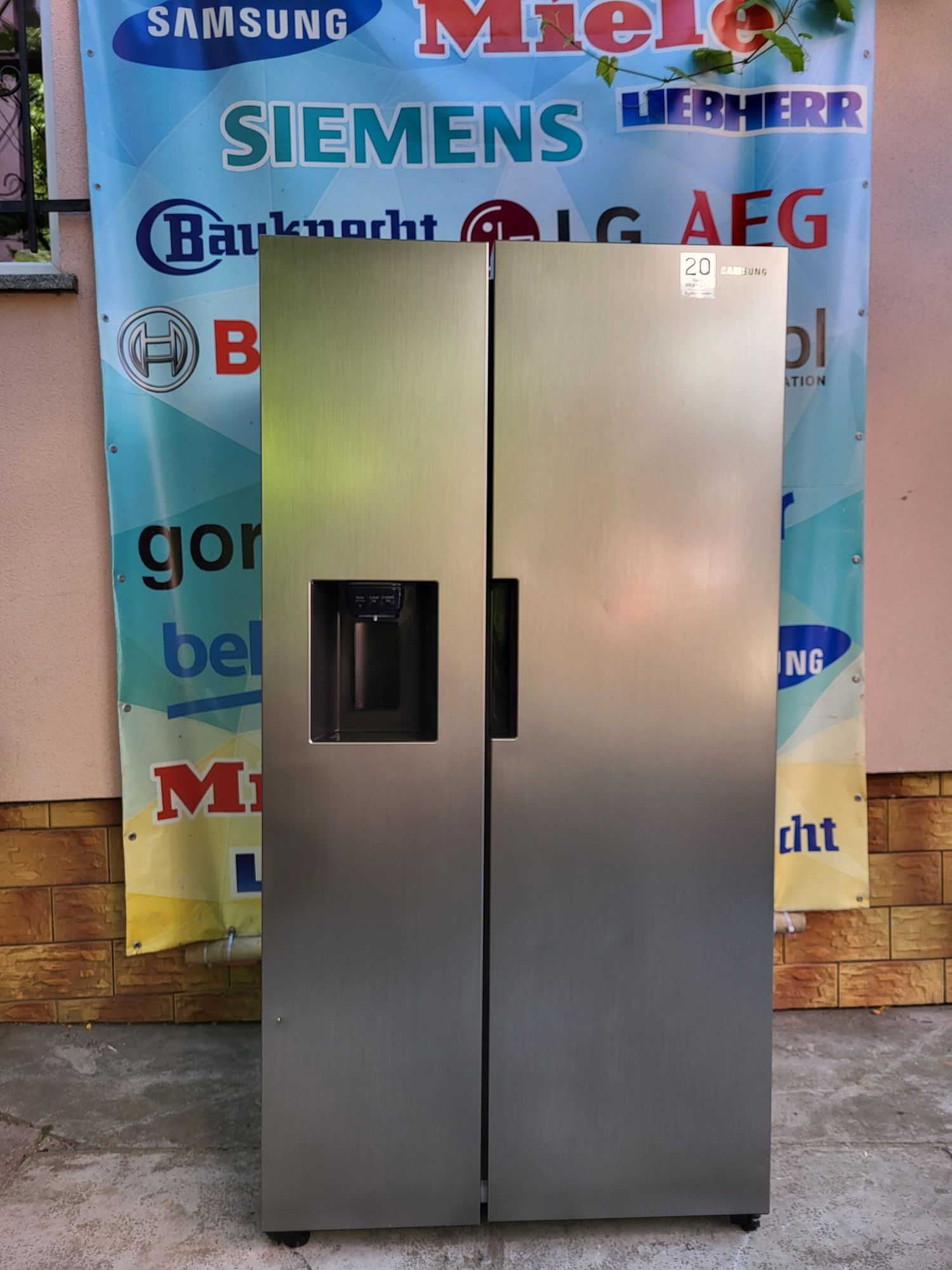Холодильник Samsung side-by-side RS6JA8811S9