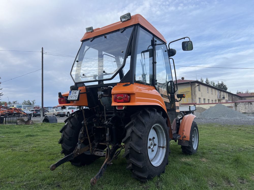 Ciągnik rolniczy  PRONAR   320AMK 4x4 Zarejestrowany