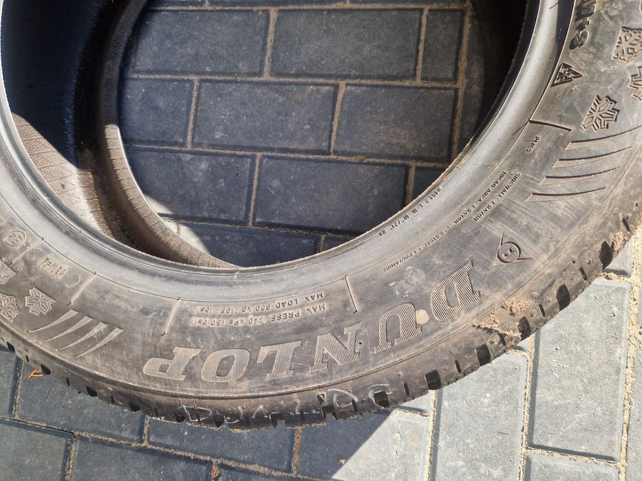 Opona jedynka Dunlop 245 50 r 18 SP WINTER SPORT 4D MO