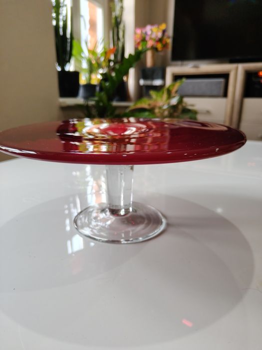 szklana patera na tort