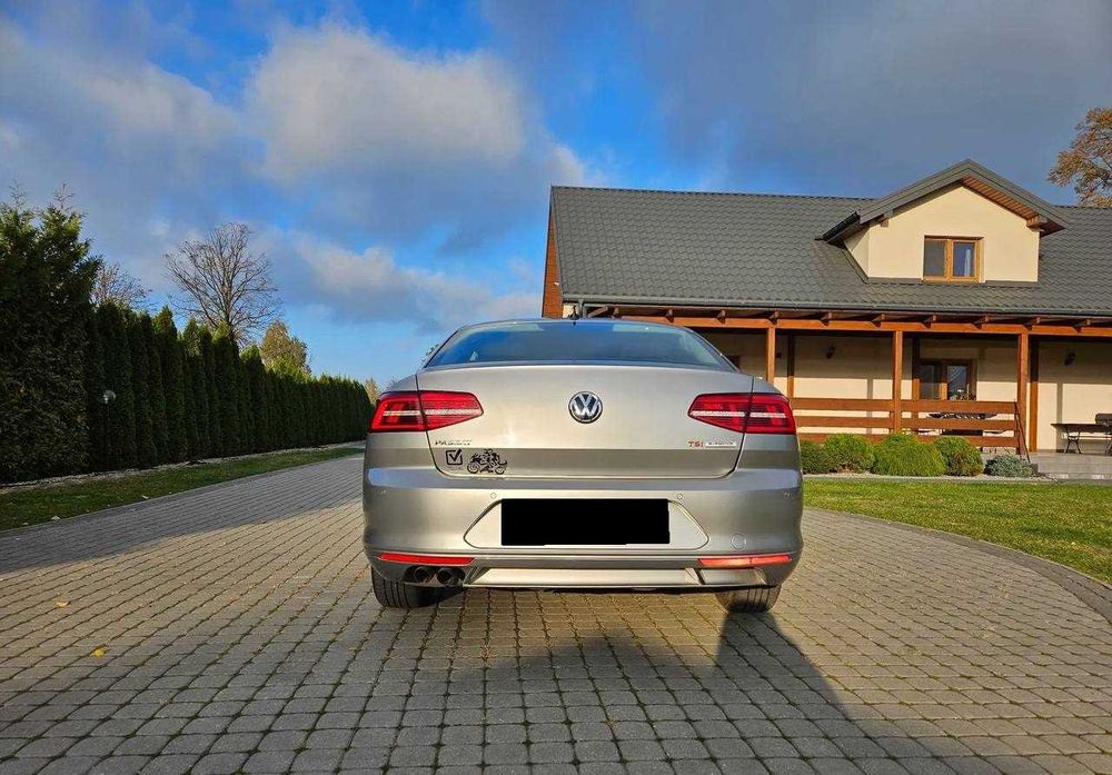 Volkswagen Passat 1.8 TSI BMT Comfortline DSG 2016 року