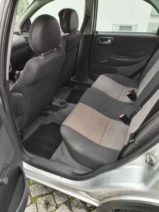 Opel Corsa 2005 – Oportunidade! Económico, Fiável e Pronto a Andar