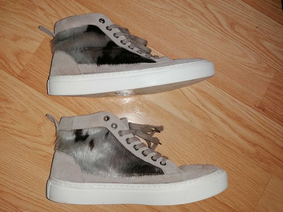 ECCO oryginalne wysokie trampki całe 100 % skóra i futerko