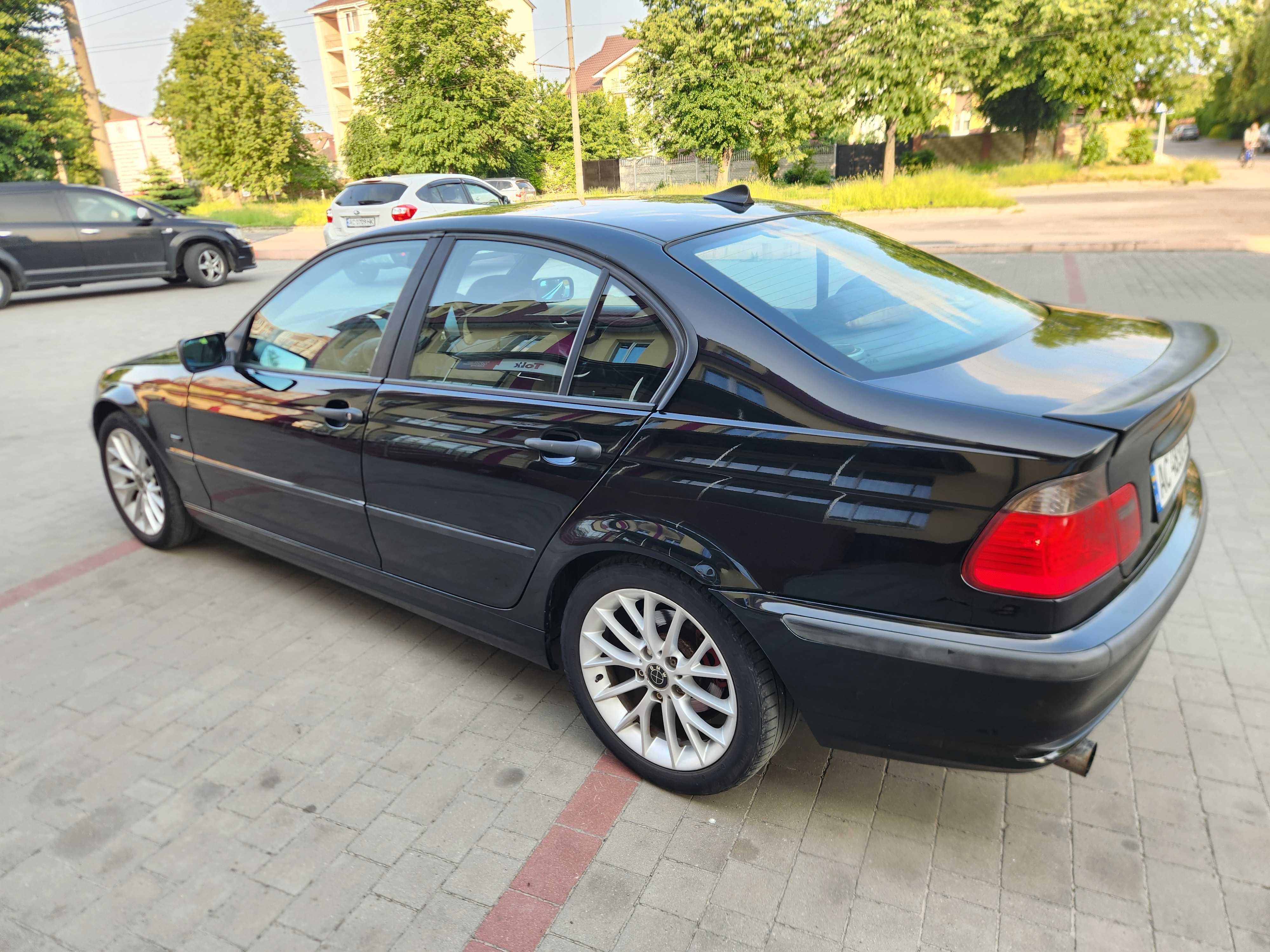 Авто BMW 3 E46 1.9л Газ/бензин