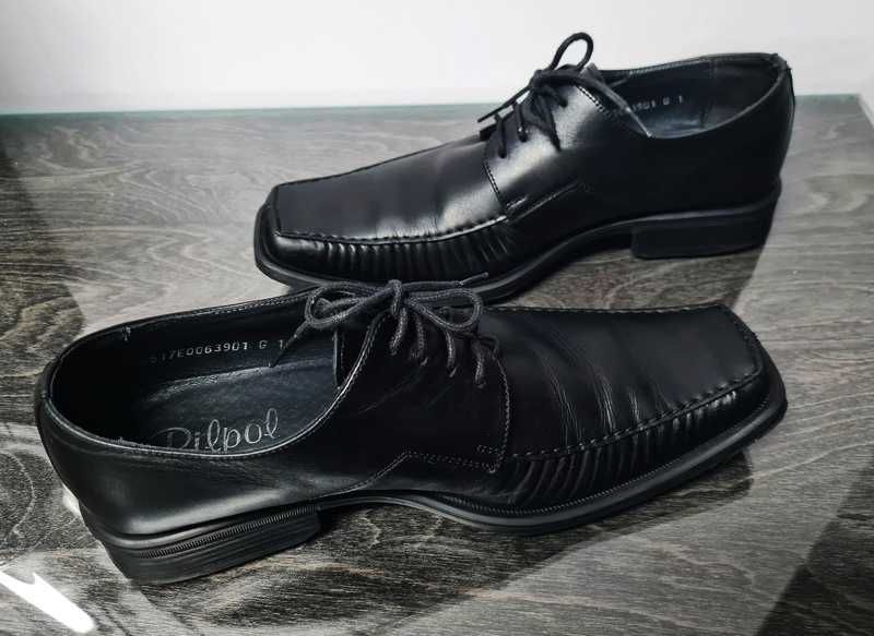Czarne wizytowe buty firmy PILPOL w rozm. 39