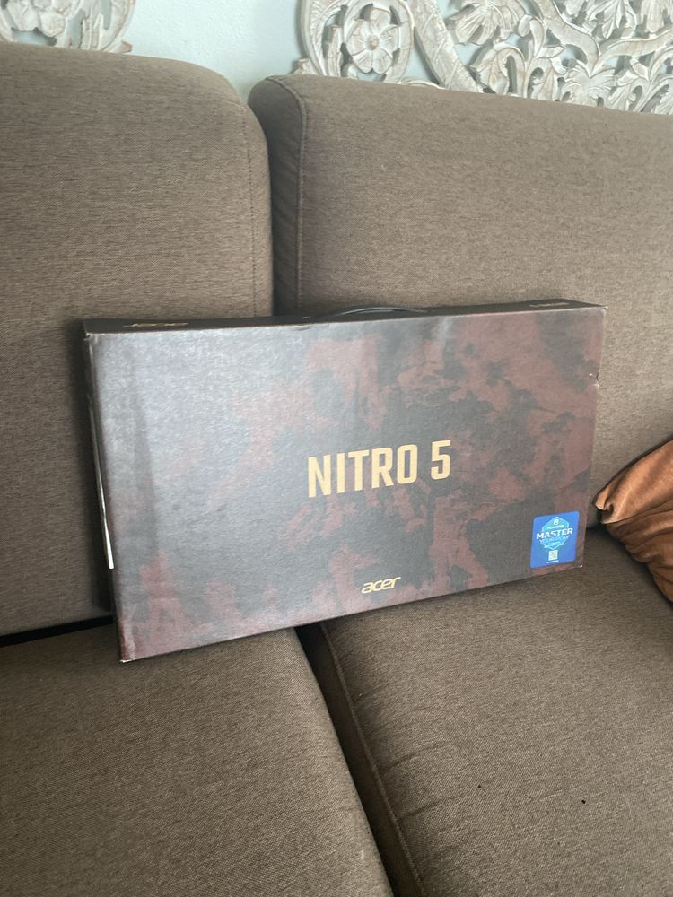 Acer Nitro 5  (Troco por computador Apple)