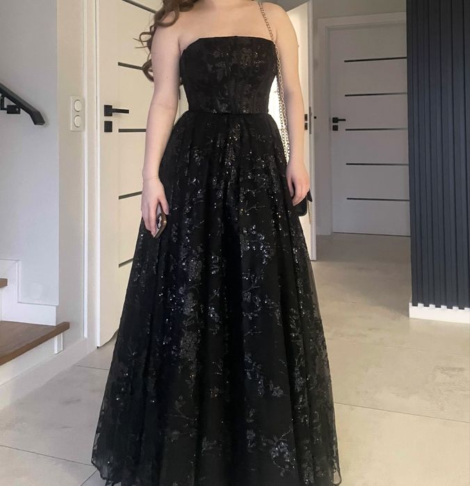 Sukienka na studniówke, bal, Sylwestra