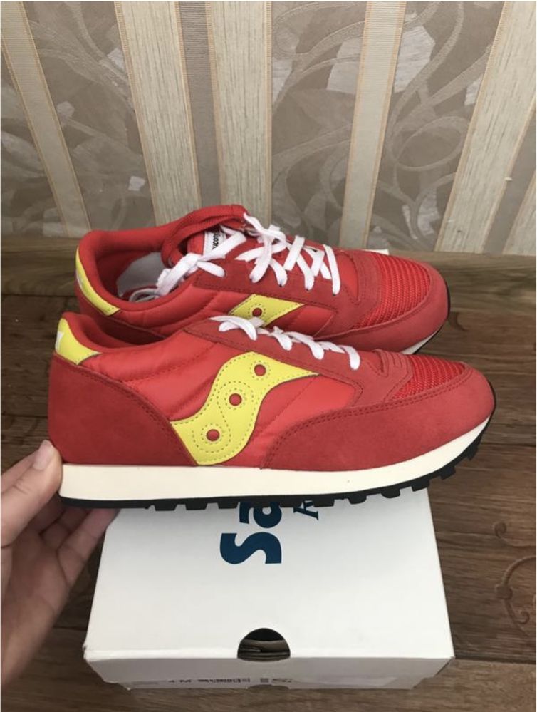 кроссовки Saucony