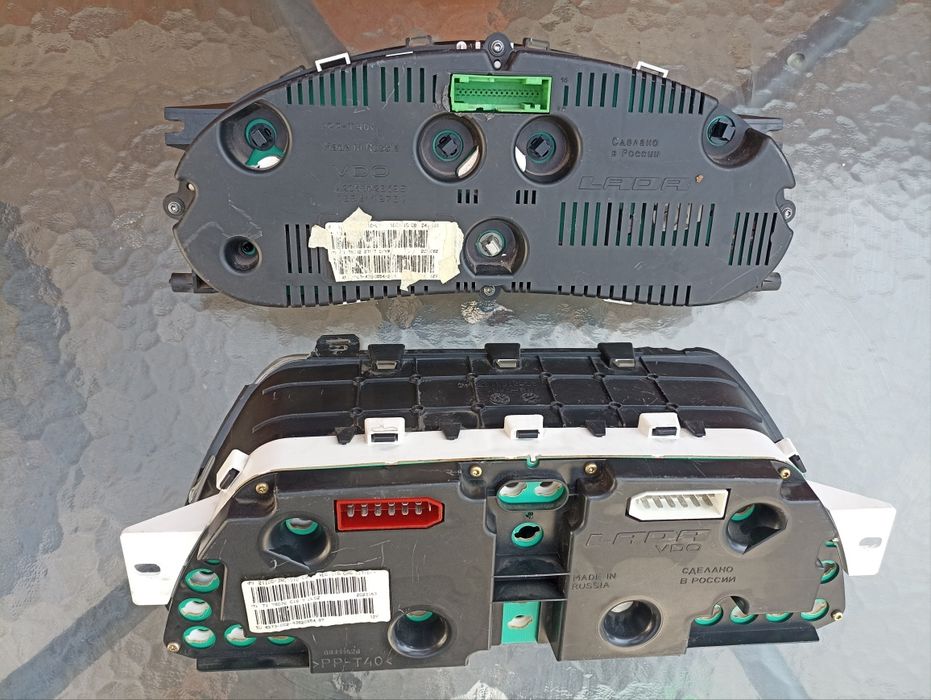 Панель приборов Ваз 2110 / Приора , облицовка щитка приборов ваз 2110