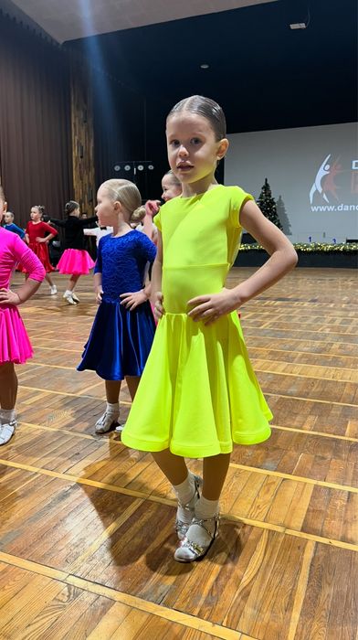 Сукня бальна бейсік лимонна basik 122 см